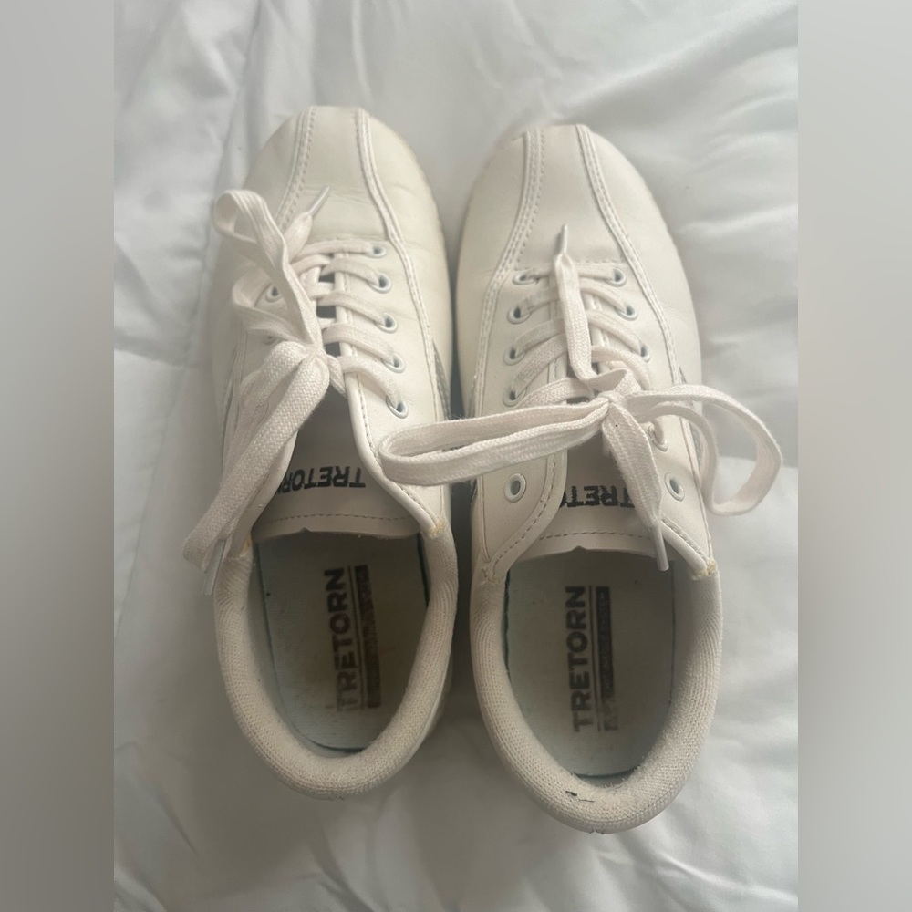 Gently used Tretorns
